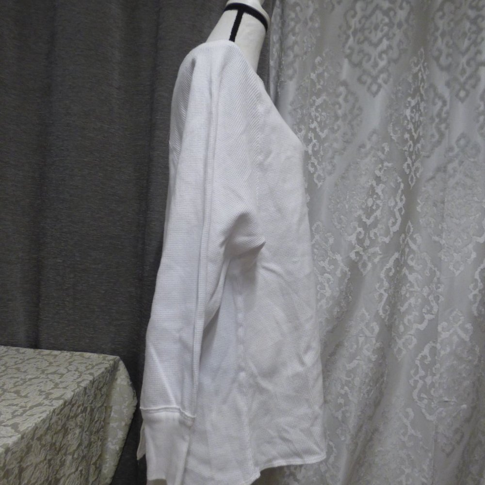 $78.00 Free People Amelia Thermal Top, White - Picture 10 of 11